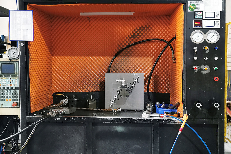 Vane pump test equipment (3)